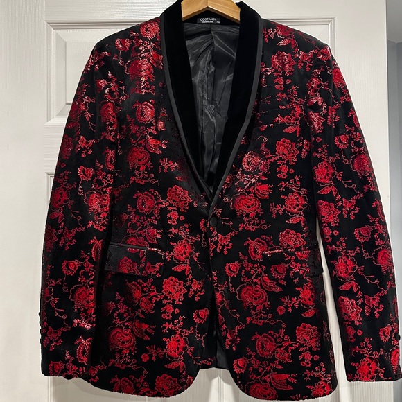 {preloved} Men’s Black and Red Floral Blazer - Picture 2 of 8